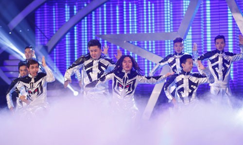 Nhom 4 chi em vao chung ket Vietnam’s Got Talent-Hinh-3